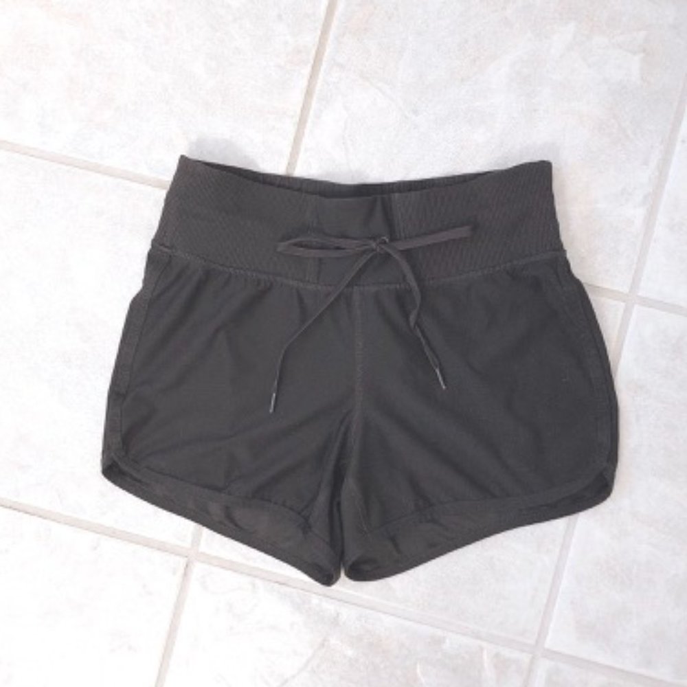 Black Shorts Athletic works XS